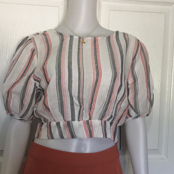 Crop top 2 LEFT ✔️ - Picture 6 of 8